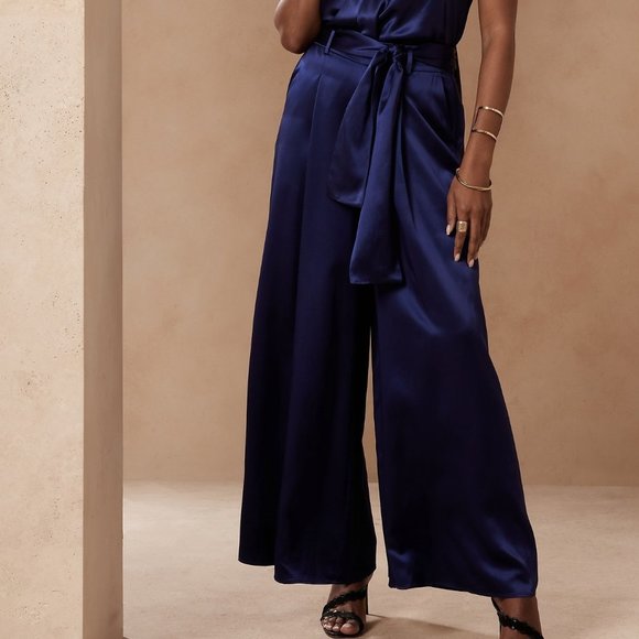 Banana Republic Pants - NWT Banana Republic Belay Silk Pants Size 2S Blue